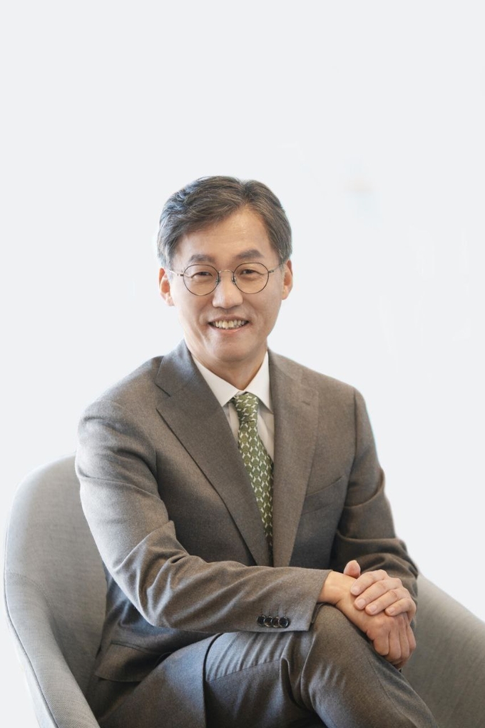최우형 4대 은행장 최종 후보자.