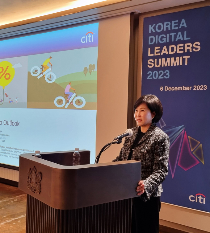 한국씨티은행은 지난 6일 서울 강남구에 위치한 조선 팰리스호텔에서 디지털 기업고객 대상 ‘코리아 디지털 리더스 서밋 2023’을 개최했다. 행사에 앞서 유명순 은행장이 환영사를 하고 있다. @씨티은행