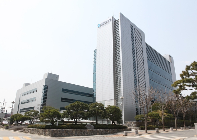동아ST 전경.