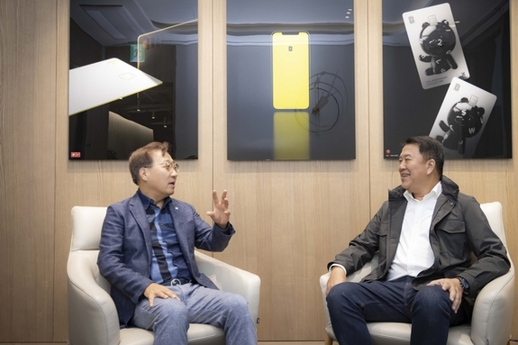 카카오뱅크, 태국 가상은행(Virtual Bank) 인가 획득 ... 25년 만에 한국계 은행 태국 재진출