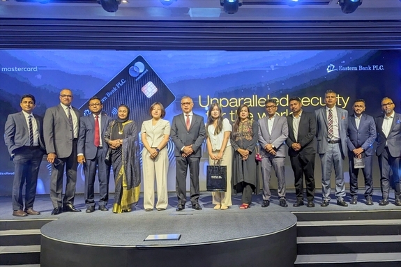 코나아이, 세계 최초 ‘지문인식 메탈카드’ 상용화 성공…글로벌 리더십 입증