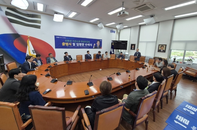 종이빨대 업계, 국정감사에서 줄도산 우려와 피해 호소… ”정부 믿고 투자했는데 파산 직전”