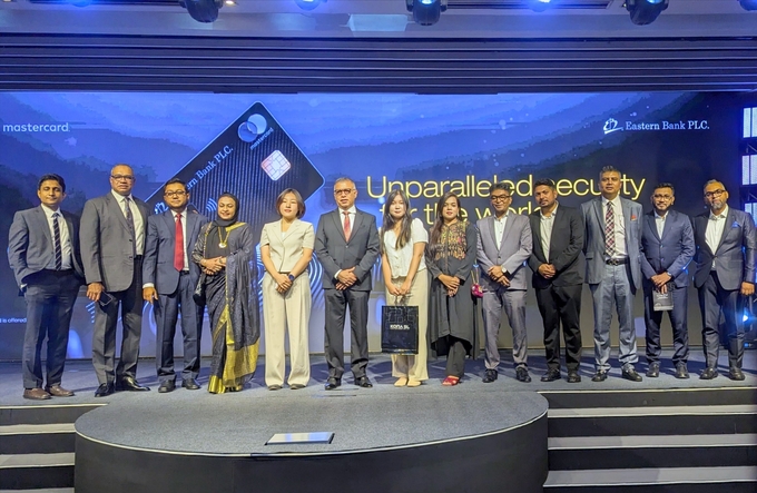 코나아이, 세계 최초 ‘지문인식 메탈카드’ 상용화 성공…글로벌 리더십 입증