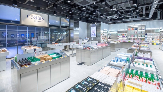 현대홈쇼핑, 업계 첫 뷰티 편집숍 ‘코아시스’ 오픈